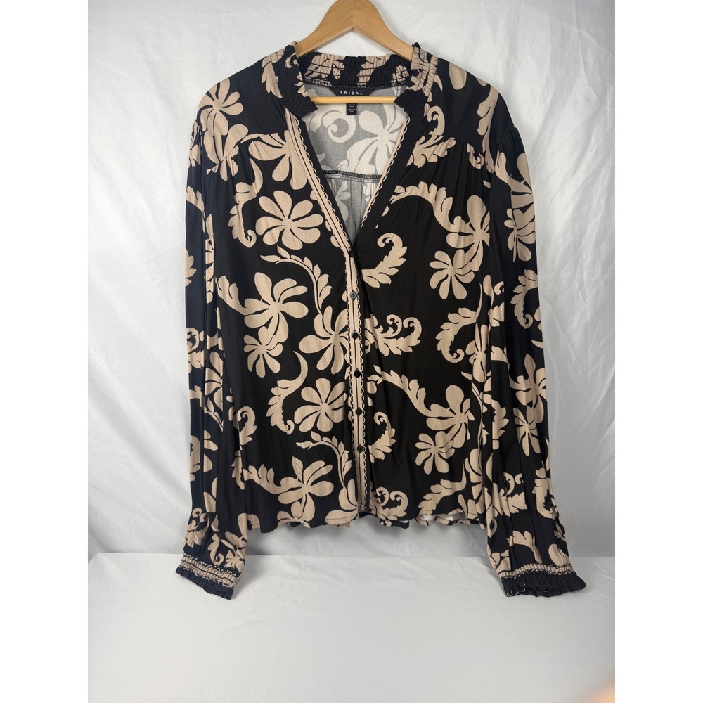 Tribal Size‎ M Black Beige Floral Print Boho Peasant Blouse